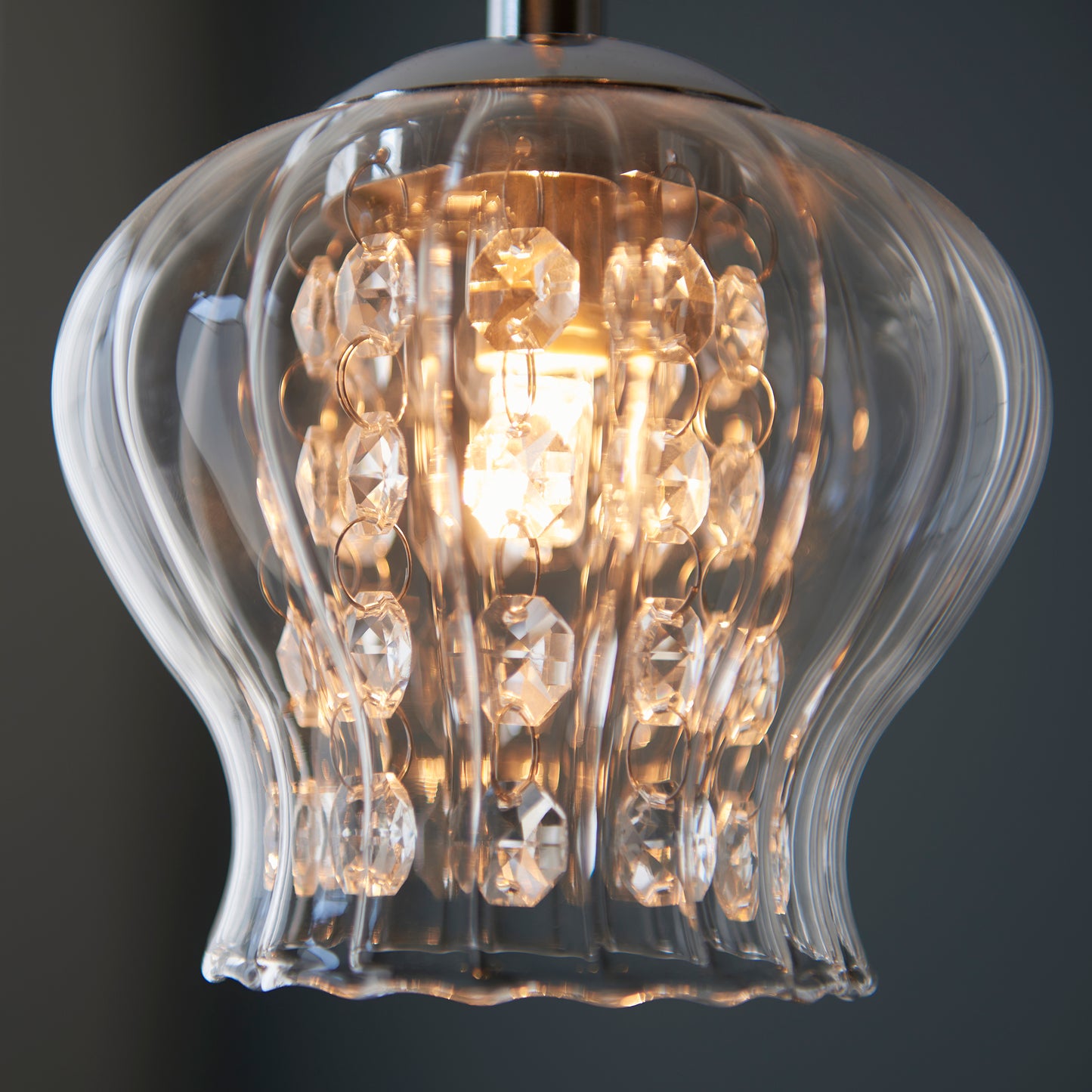 Modern Traditional Cluster Pendant